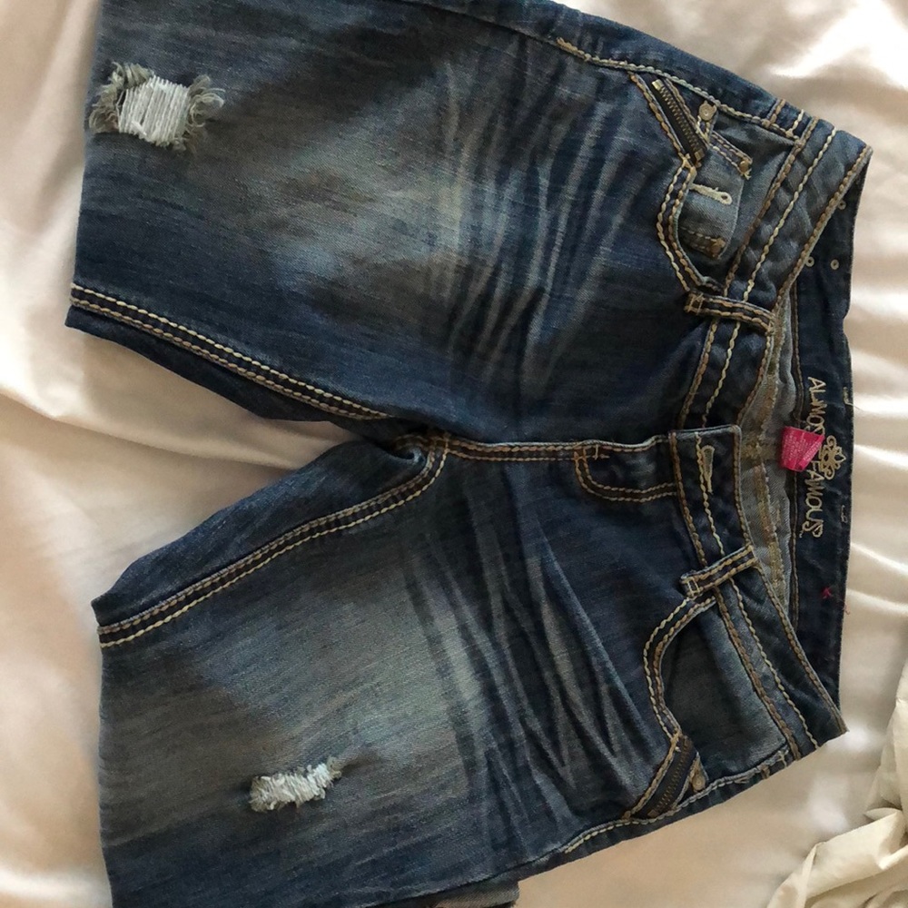 Almost Famous Capris